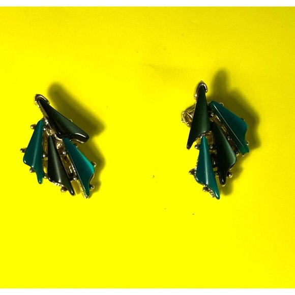 Green, Blue, and Gold Asymmetric Vintage JayCraft Clip Earrings Collectible! - Picture 3 of 7